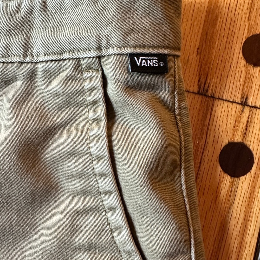 Men’s Short - Picture 2 of 6